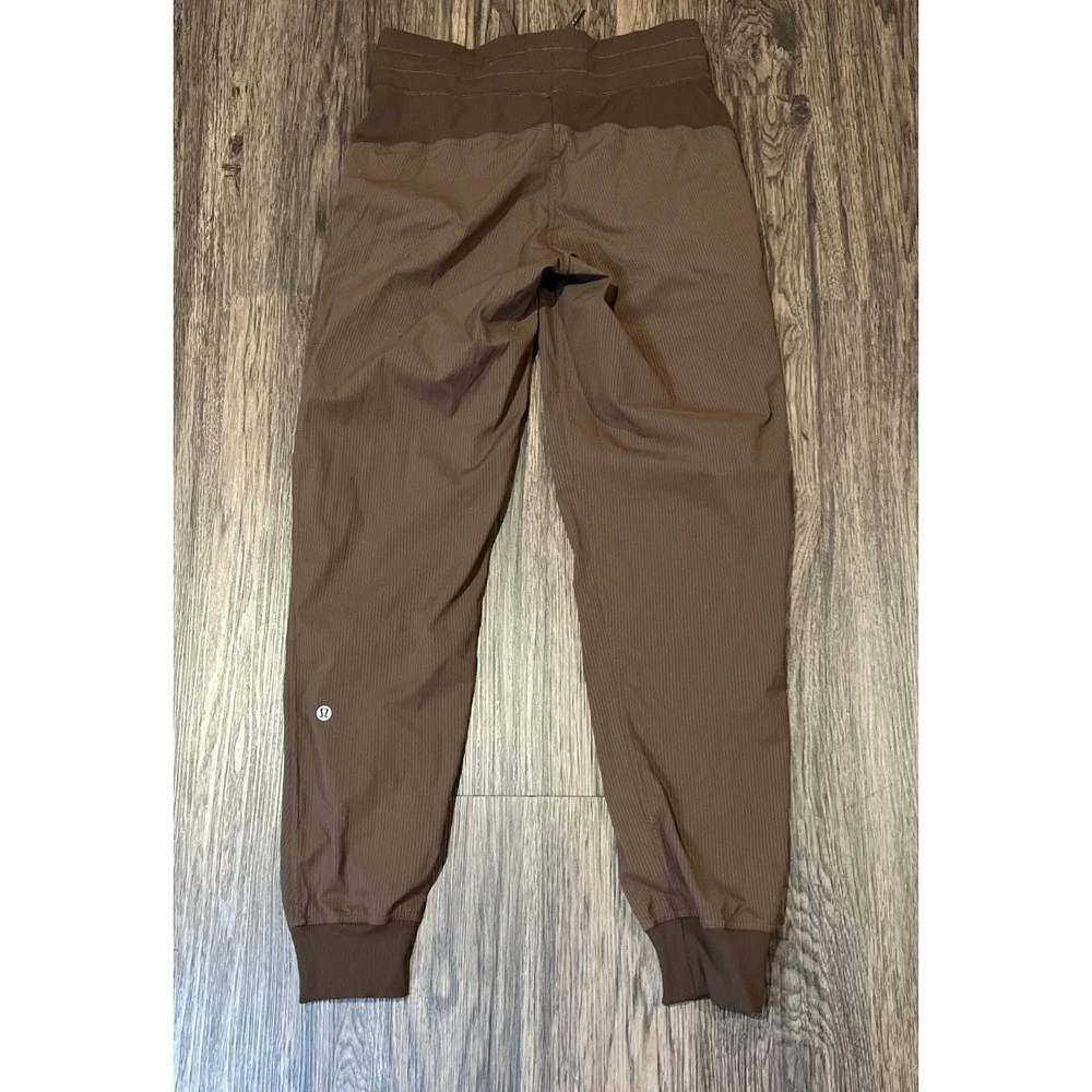 Lululemon Dance Studio Jogger Color Roasted Brown Size 4